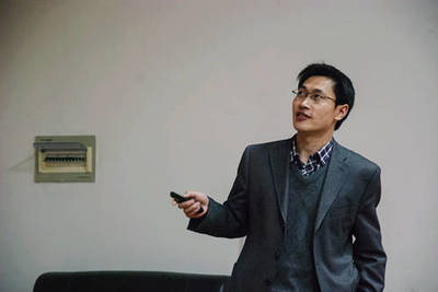 新型石墨烯膜材料横空出世 柔性导热双突破，引领科技新浪潮